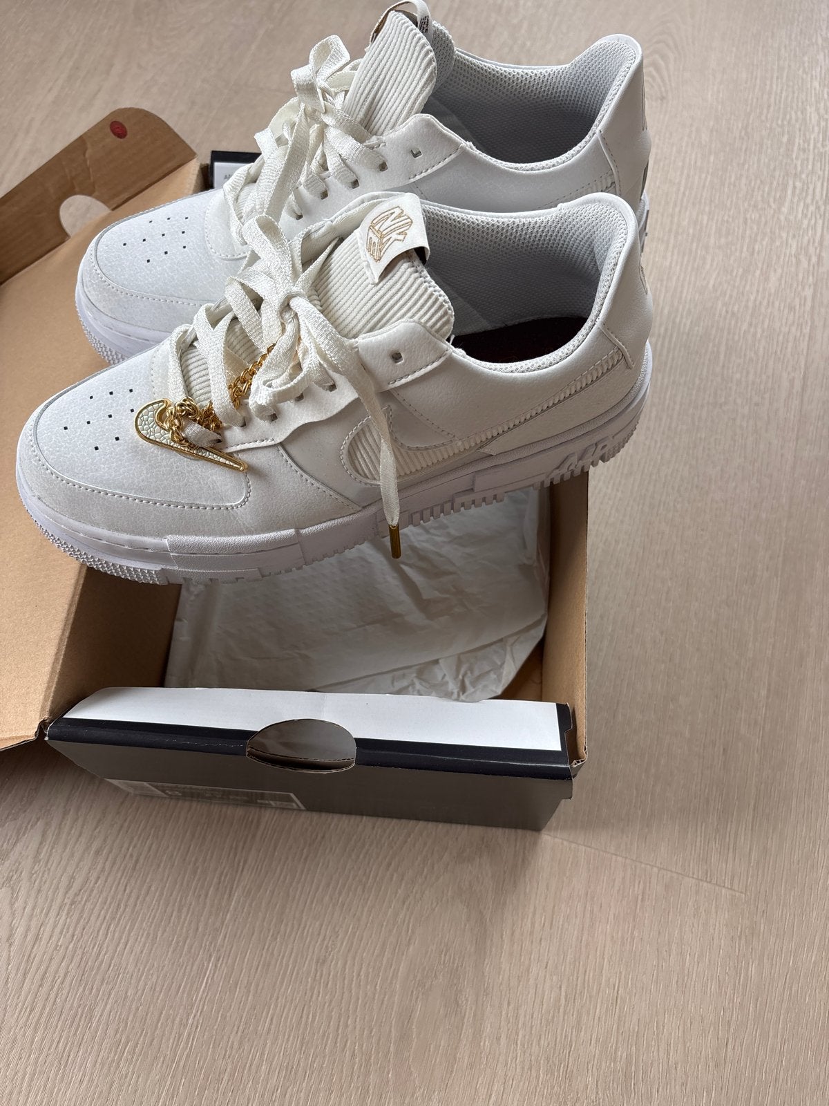 Nike Air Force 1 Pixel - Maat 39, Kleding | Dames, Ophalen of Verzenden, Zo goed als nieuw, Wit, Sneakers of Gympen