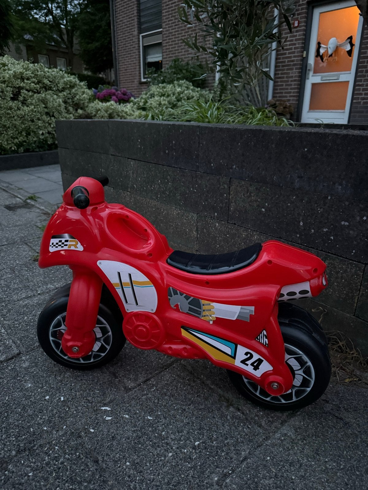 Rode loopmotor voor kinderen - vanaf 1,5 jaar, Ophalen, Gebruikt