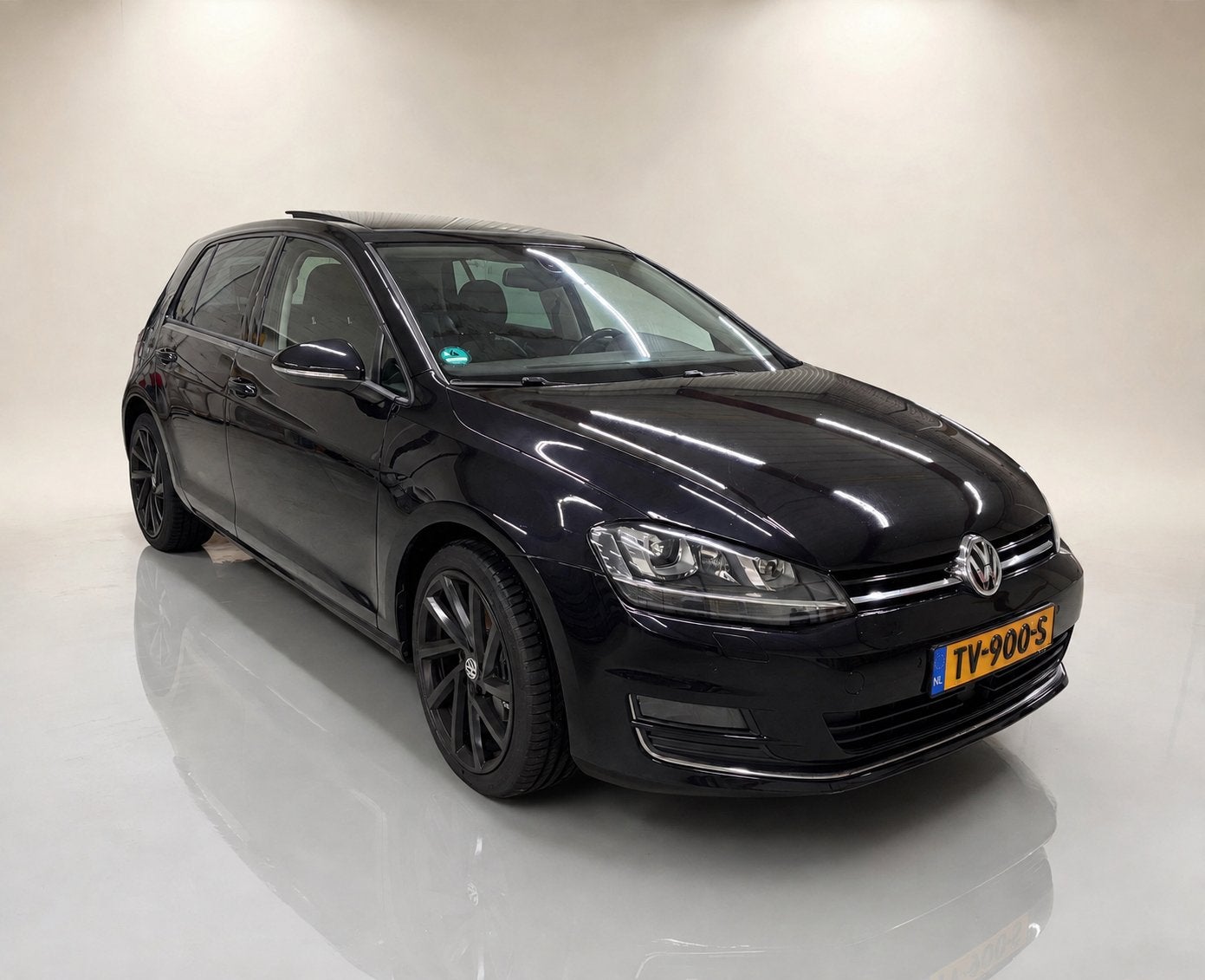 Volkswagen Golf 1.4 TSI 90KW DSG 2013 Zwart, Auto's, Zwart, 4 cilinders, Leder, 630 kg