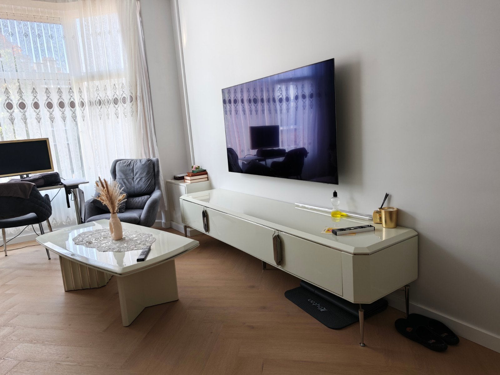 Stijlvolle TV meubel en salontafel set, Overige materialen, 150 tot 200 cm, Ophalen of Verzenden, Zo goed als nieuw