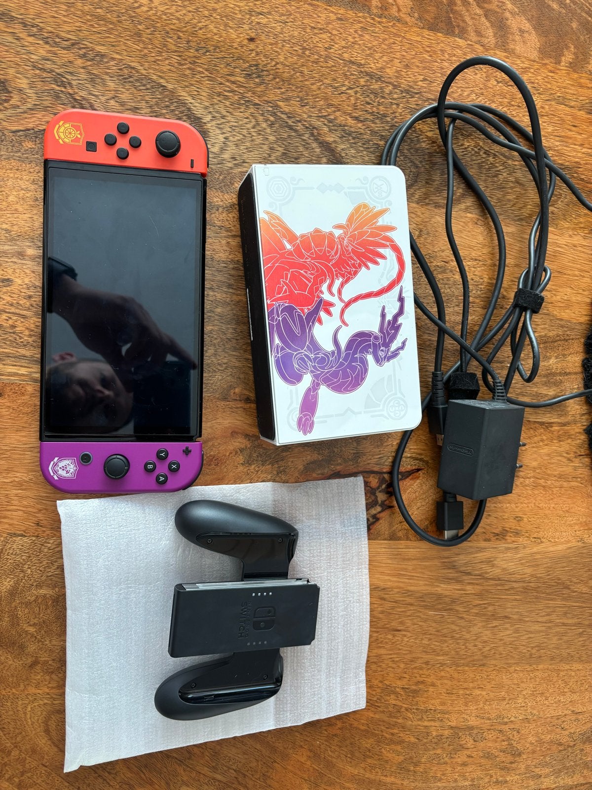 Nintendo Switch OLED Pokémon Scarlet & Violet Editie + case, Ophalen, Zo goed als nieuw, Met 2 controllers, Switch OLED