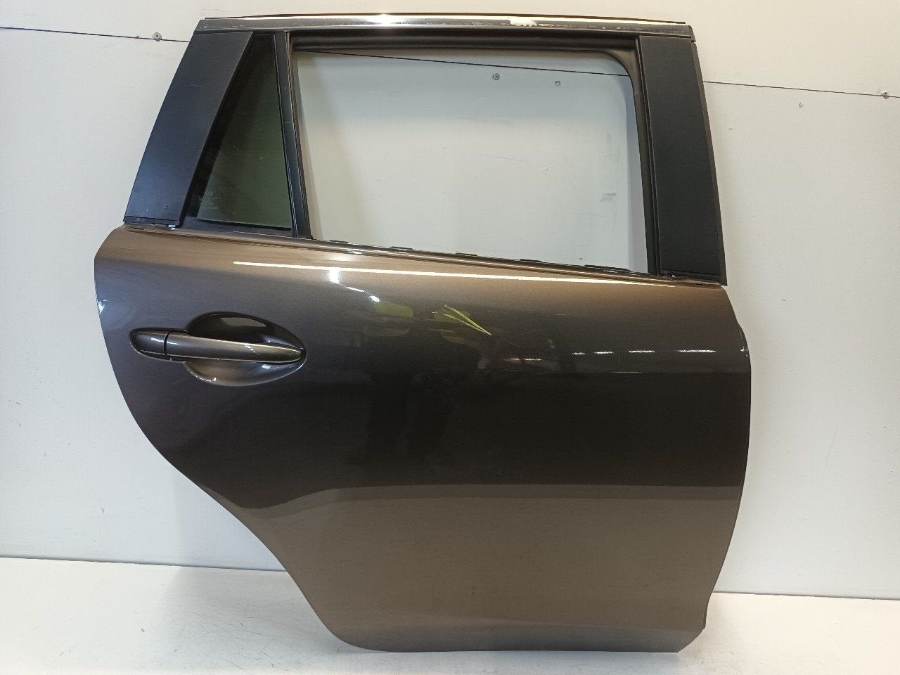 Portier rechts achter Mazda 6, Auto-onderdelen, Onderdelen@venauto.nl, Van der Ven Autorecycling B.V., Gebruikt, Ettenseweg 76, 4706 PB Roosendaal, The Netherlands