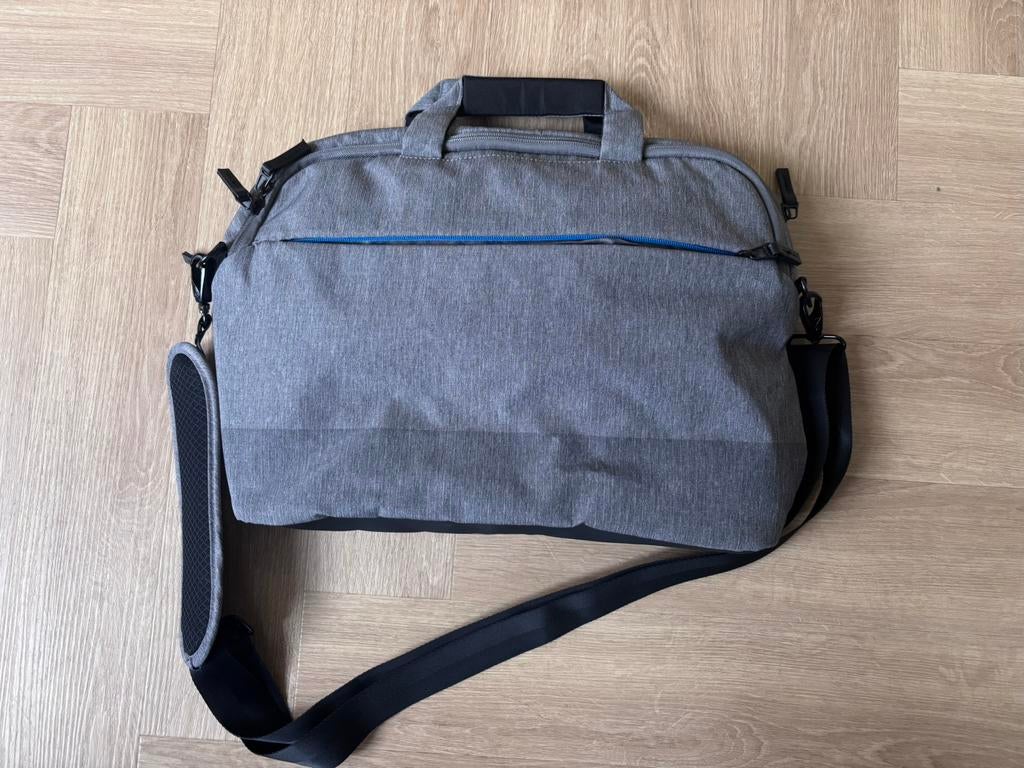 Laptoptas NIEUW, Ophalen of Verzenden, 17 inch of meer, Zo goed als nieuw