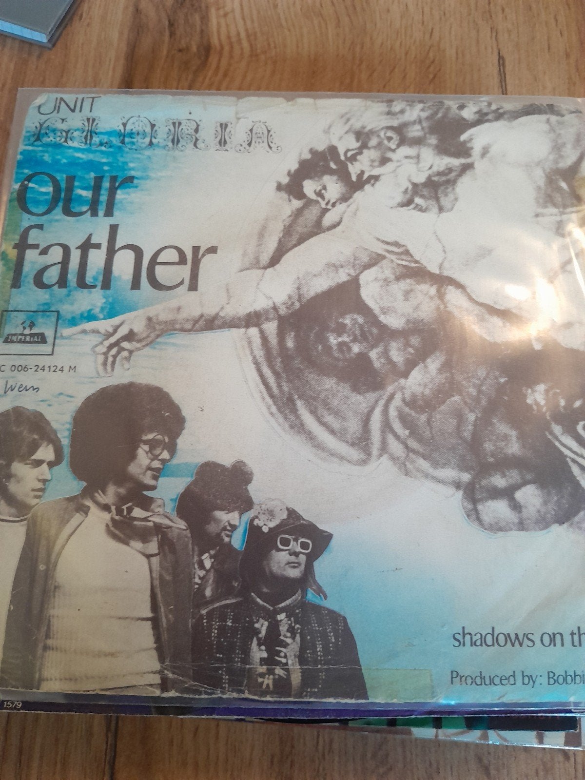 Unit Gloria 7inch out father, Ophalen of Verzenden, Zo goed als nieuw, Pop
