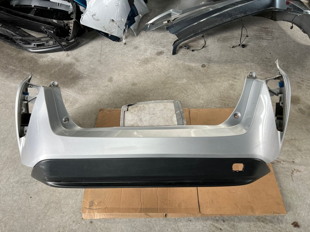achterbumper prius 52159-47110 2015-2018 zilver, Auto-onderdelen, Carrosserie en Plaatwerk, Toyota, Info@toyota.com, Achter, Bumper