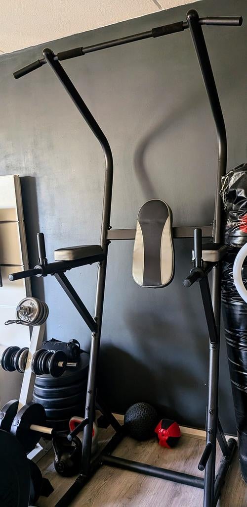 Zo goed als nieuwe optrekrek-dipstation, 2 meter hoog, Sport en Fitness, Ophalen of Verzenden, Zo goed als nieuw, Buik, Oprekstang