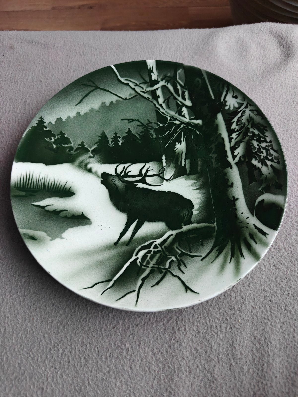 Villeroy & Boch Wandbord Hert in Winterlan (ca. 1920-1935)ds, Antiek en Kunst, Ophalen of Verzenden