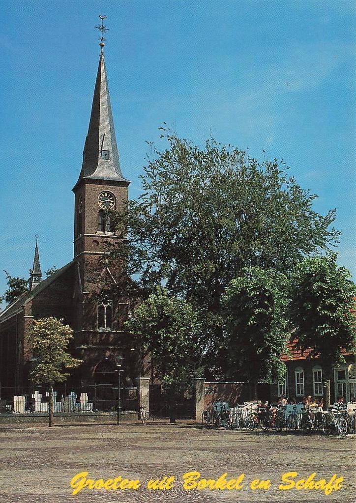 Borkel en Schaft, Mgr. Kuijpersplein met Sint Servatiuskerk, Ophalen of Verzenden, 1980 tot heden, Ongelopen, Noord-Brabant