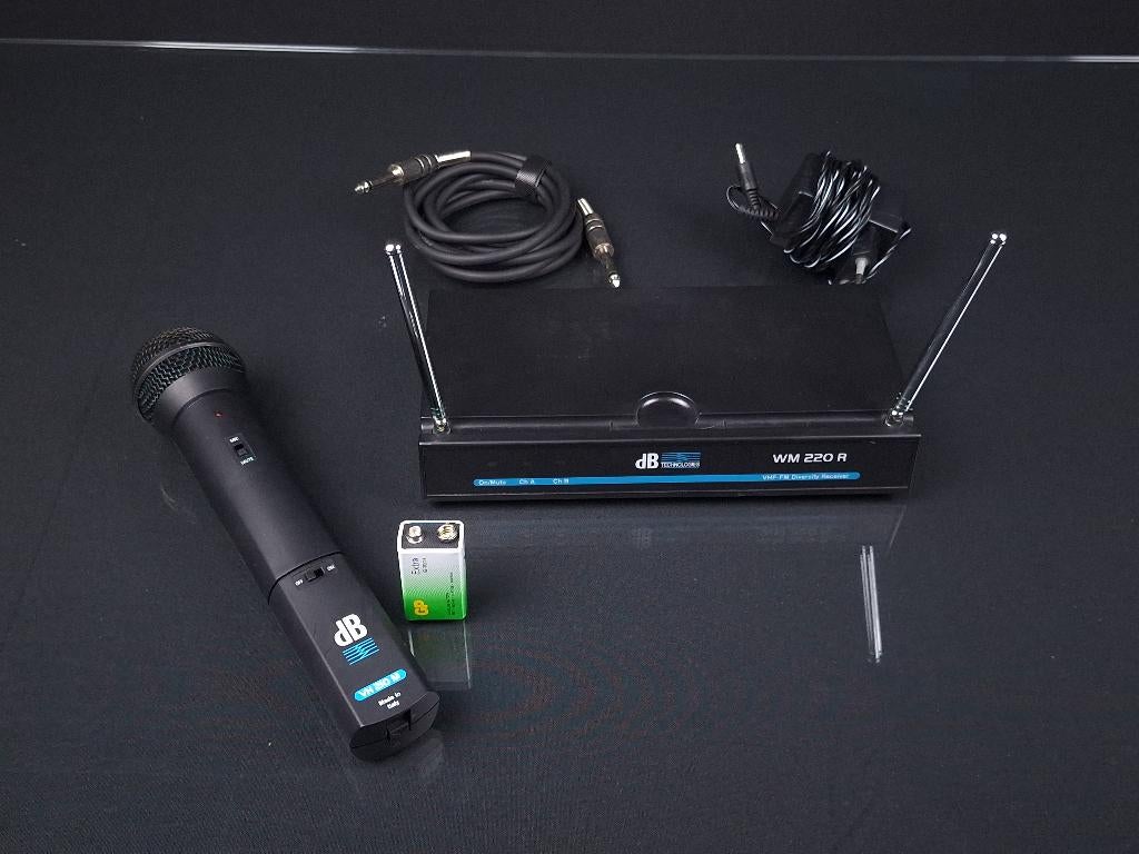 Draadloze microfoon set – dB Technologies WM 220 R, Ophalen of Verzenden, Gebruikt, Zangmicrofoon, Draadloos