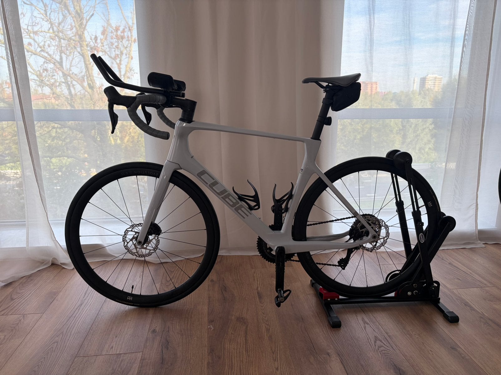 Cube Agree C:62 One 2025 | 105 Di2 | maat 58 | + aerobars, 28 inch, Carbon, Heren, Nieuw