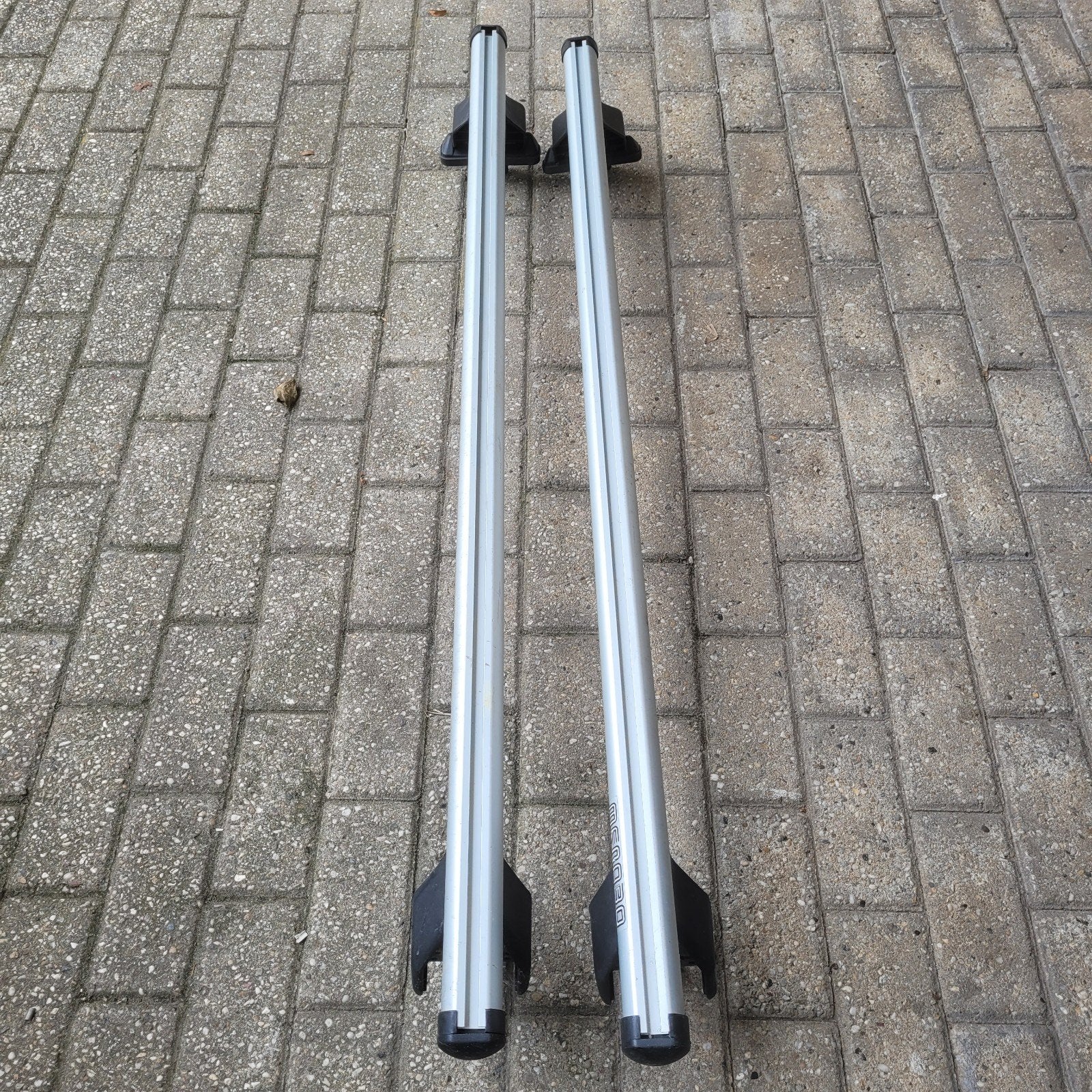 Menabo dakdragers voor o.a. BMW 525! (mist 1 rubber), Ophalen, Gebruikt