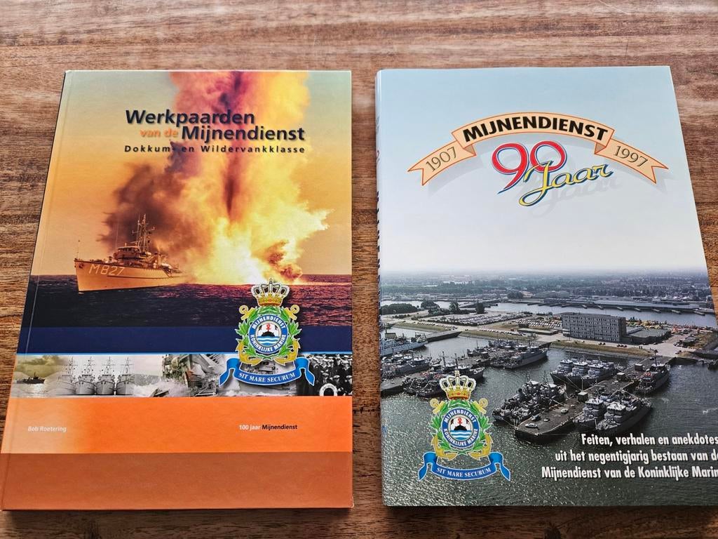2 boeken MijnenDienst Koninklijke Marine - Nieuwstaat, Ophalen of Verzenden, Nieuw