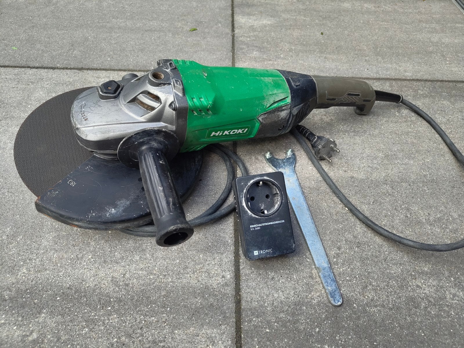 HiKOKI G23SW2 Haakse Slijper 230mm 2200W, Ophalen of Verzenden, Zo goed als nieuw, 1000 watt of meer, Haakse handslijpmachine