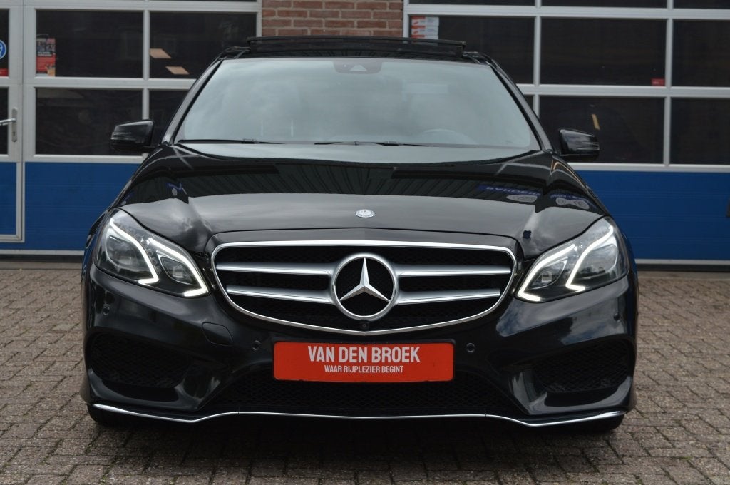 Mercedes-Benz E-Klasse 400 4-matic | AUT - AMG - CAMERA, Auto's, Mercedes-Benz, Automaat, Gebruikt, Euro 6, Leder