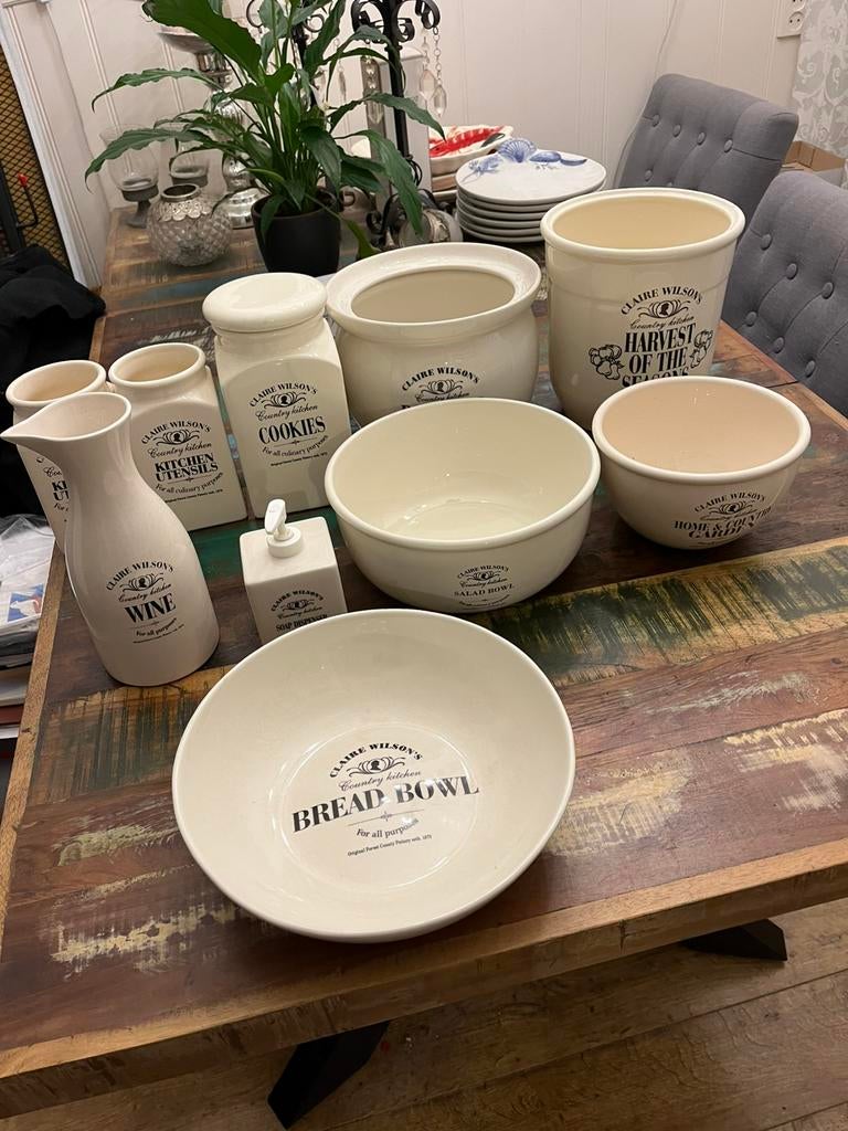 Claire Wilson's servies, Huis en Inrichting, Ophalen, Zo goed als nieuw, Porselein, Overige stijlen