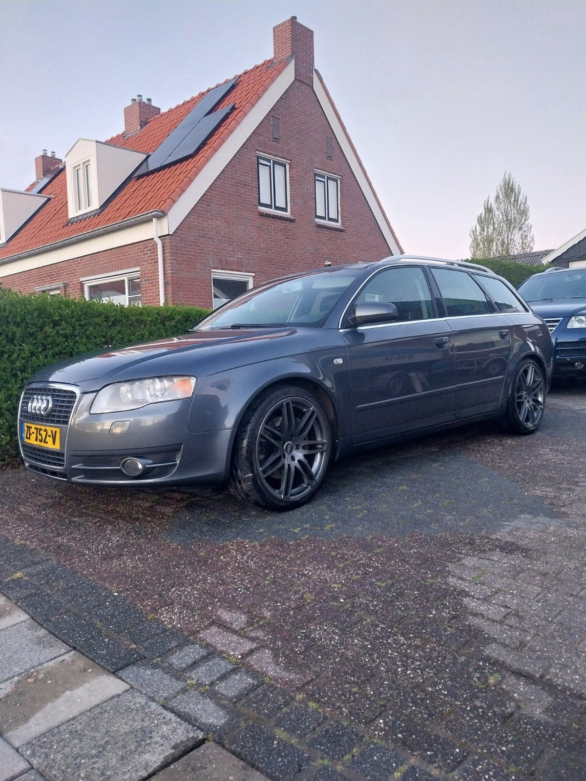 Audi a4 3.2 v6 Quattro grijs alle inruil mogelijk, Auto's, Audi, Particulier, A4, 4x4, ABS, Airbags, Airconditioning, Alarm, Bi-Xenon koplampen