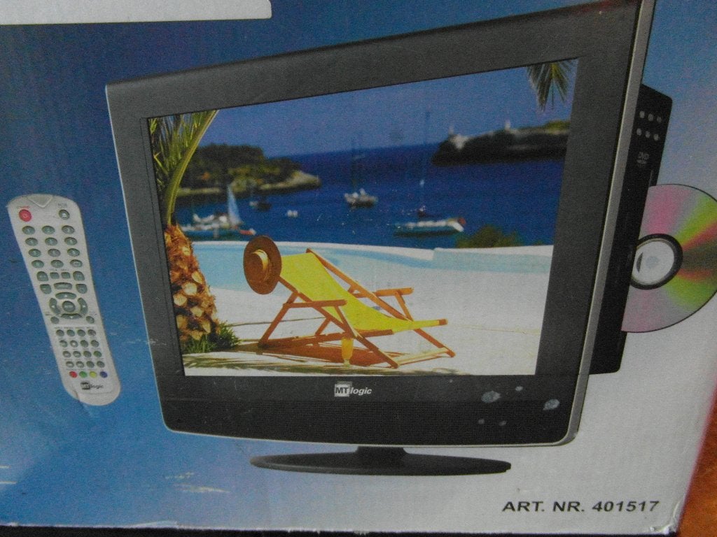 televisie mt logic  40 cm LCD TV + Dvd met standaarden afstb, 50 Hz, LCD, Zo goed als nieuw, Ophalen