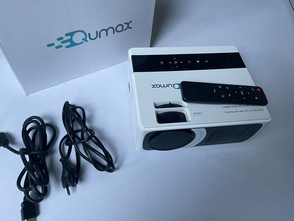 Qumax Mini Projector, LED, Qumax, Ophalen of Verzenden, Zo goed als nieuw