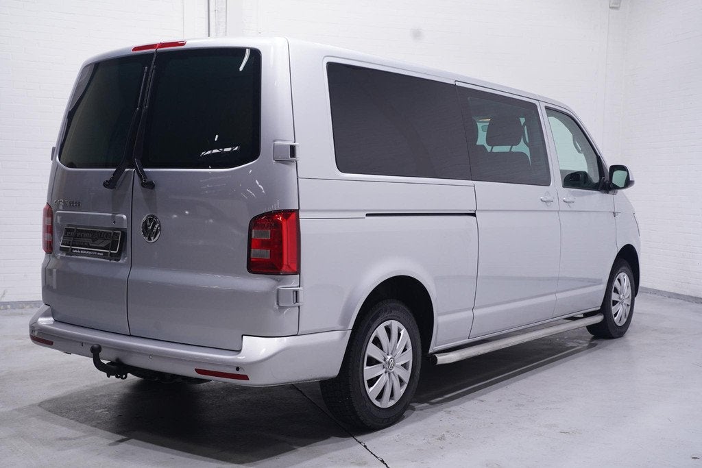 Volkswagen Transporter 2.0 TDI 150 pk L2 Dubbel Cabine Airco, Auto's, Bestelauto's, Stof, Gebruikt, 4 cilinders, 150 pk