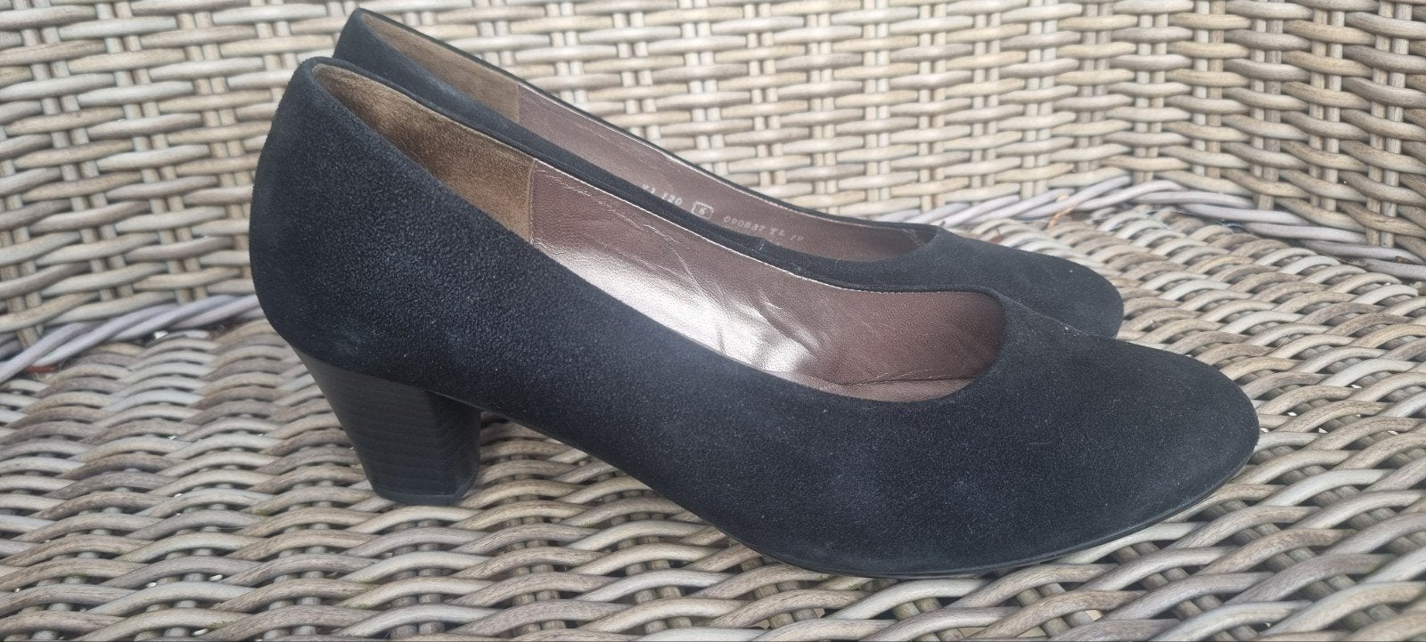 Gabor zwarte suède pumps - Maat 6 (39), Pumps, Zwart, Gabor, Ophalen of Verzenden