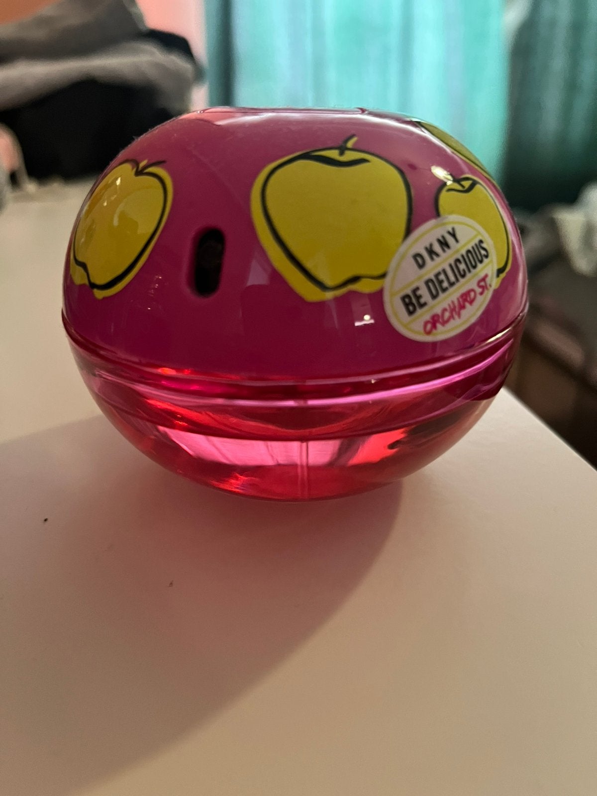 Dkny be delicious orchard street, Sieraden, Tassen en Uiterlijk, Uiterlijk | Parfum, Ophalen of Verzenden, Zo goed als nieuw