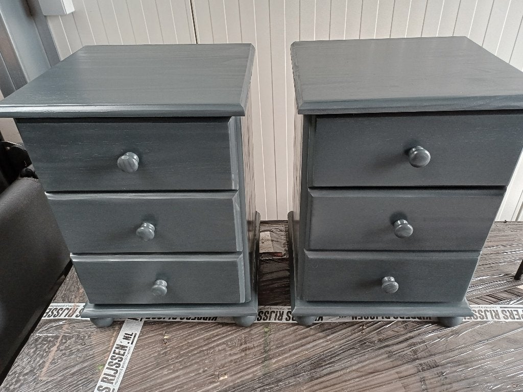 2 LANDELIJKE NACHTKASTJES, Ophalen, Minder dan 45 cm, 55 tot 70 cm, Zo goed als nieuw