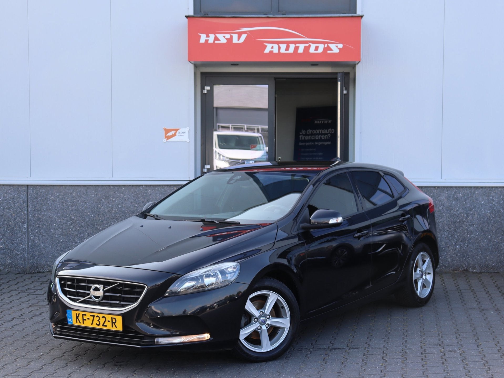 Volvo V40 1.6 D2 Momentum navi LM airco, Auto's, Voorwielaandrijving, Euro 5, Gebruikt, 4 cilinders