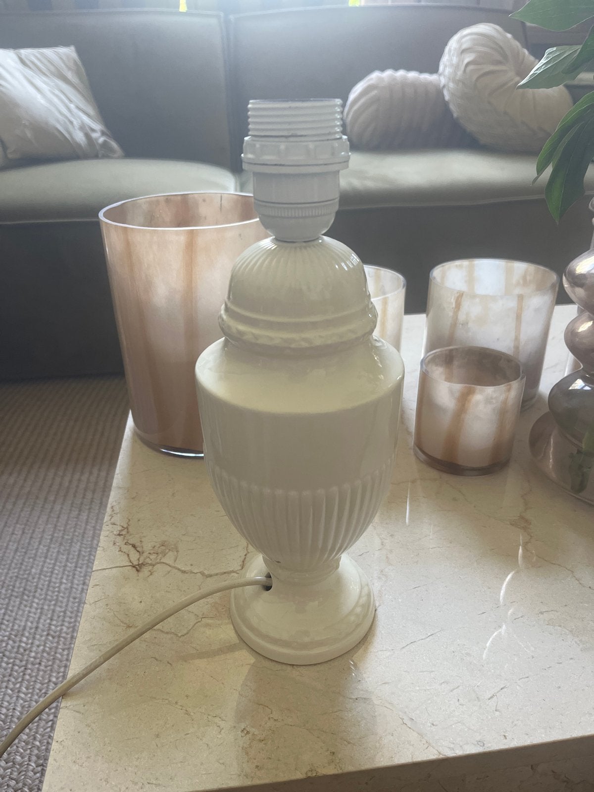 Wedgewood edme lampenvoet puntgaaf 24 cm, klassiek design, Ophalen, Gebruikt, Overige materialen, Minder dan 50 cm