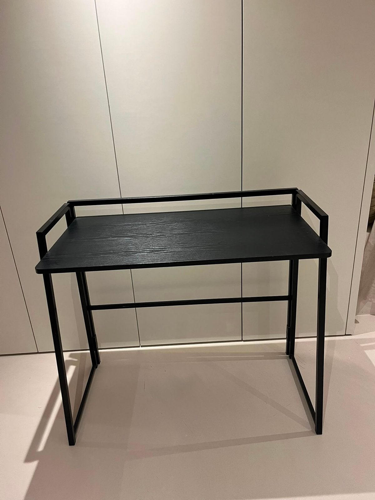 Inklapbaar zwart bureau - 90x48 cm, Ophalen, Metaal, Zo goed als nieuw, Computerbureau