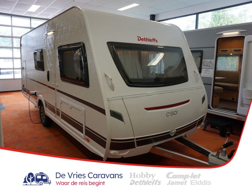 Dethleffs C'Go 495 QSK incl. As 1700, voorraam, Caravans en Kamperen, Standaardzit, Bedrijf, Dwarsbed, Dethleffs