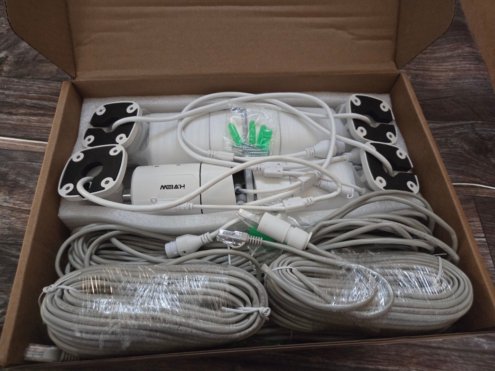 5MP PoE beveiligingscamera set – 4 camera’s 2 TB opslag, Ophalen of Verzenden