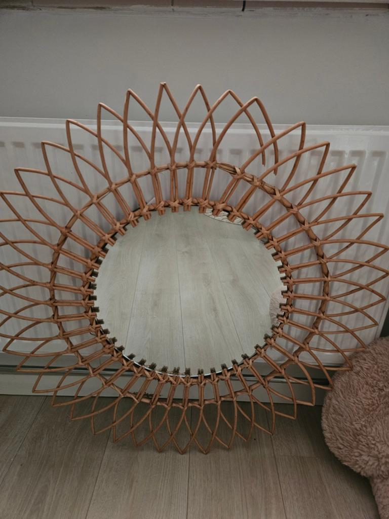 Xenos rotan spiegel, nieuw!, Huis en Inrichting, Woonaccessoires | Kransen, Ophalen, Nieuw