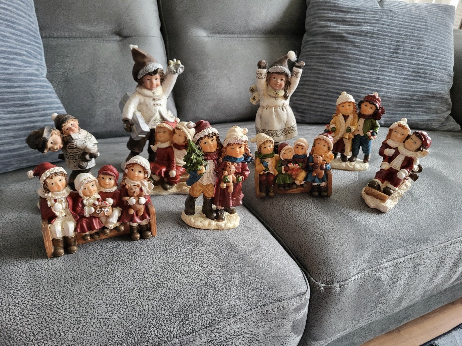 mooie kerstbeeldjes 9 stuks.polystone., Diversen, Ophalen, Gebruikt