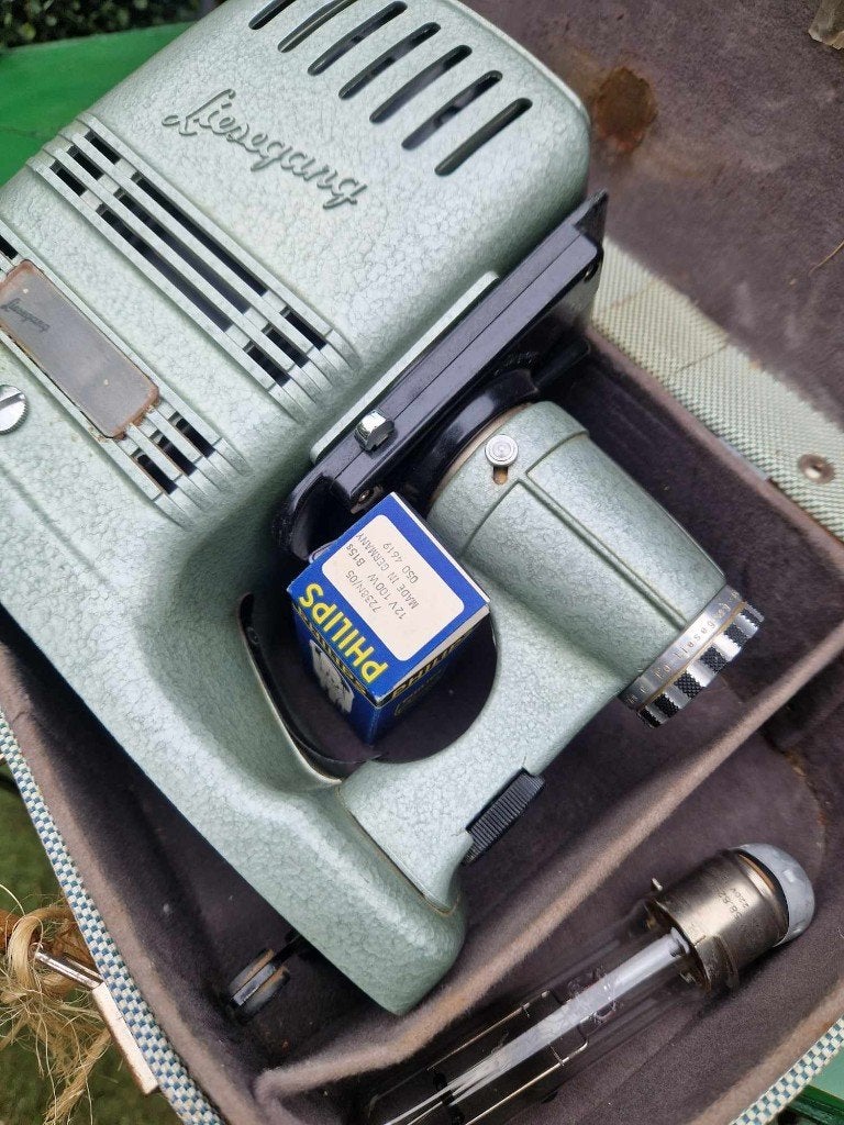 Antieke jaren 50 Cifo Toverlantaarn/filmprojector(brocante), Verzamelen, Ophalen of Verzenden, 1940 tot 1960, Projector