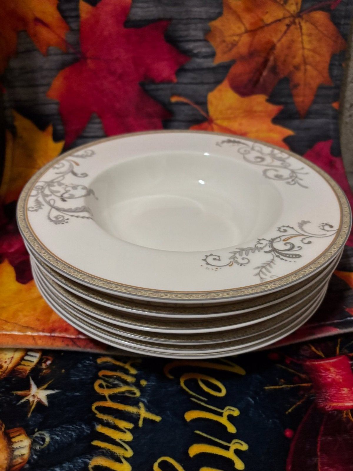 Borden, 6 st, porselein., Huis en Inrichting, Keuken | Servies, Ophalen, Overige merken, Nieuw, Bord(en)