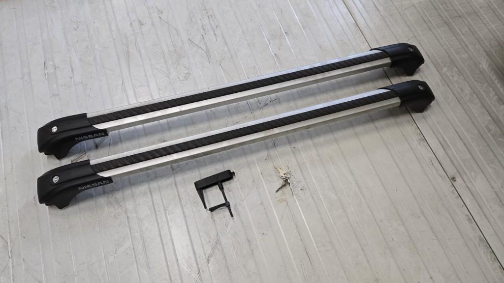 Originele Dakdragers voor o.a. Nissan Qashqai /+2 J10 Bagage, Auto diversen, Dakdragers, Ophalen of Verzenden, Zo goed als nieuw