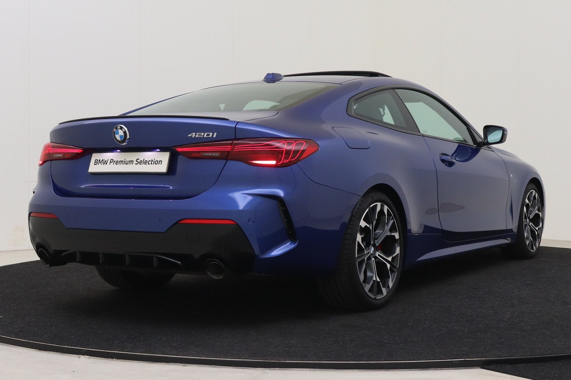 BMW 4 Serie Coupé 420i High Executive M Sport / Schuif-Kant, Auto's, 1998 cc, Achterwielaandrijving, Gebruikt, Euro 6