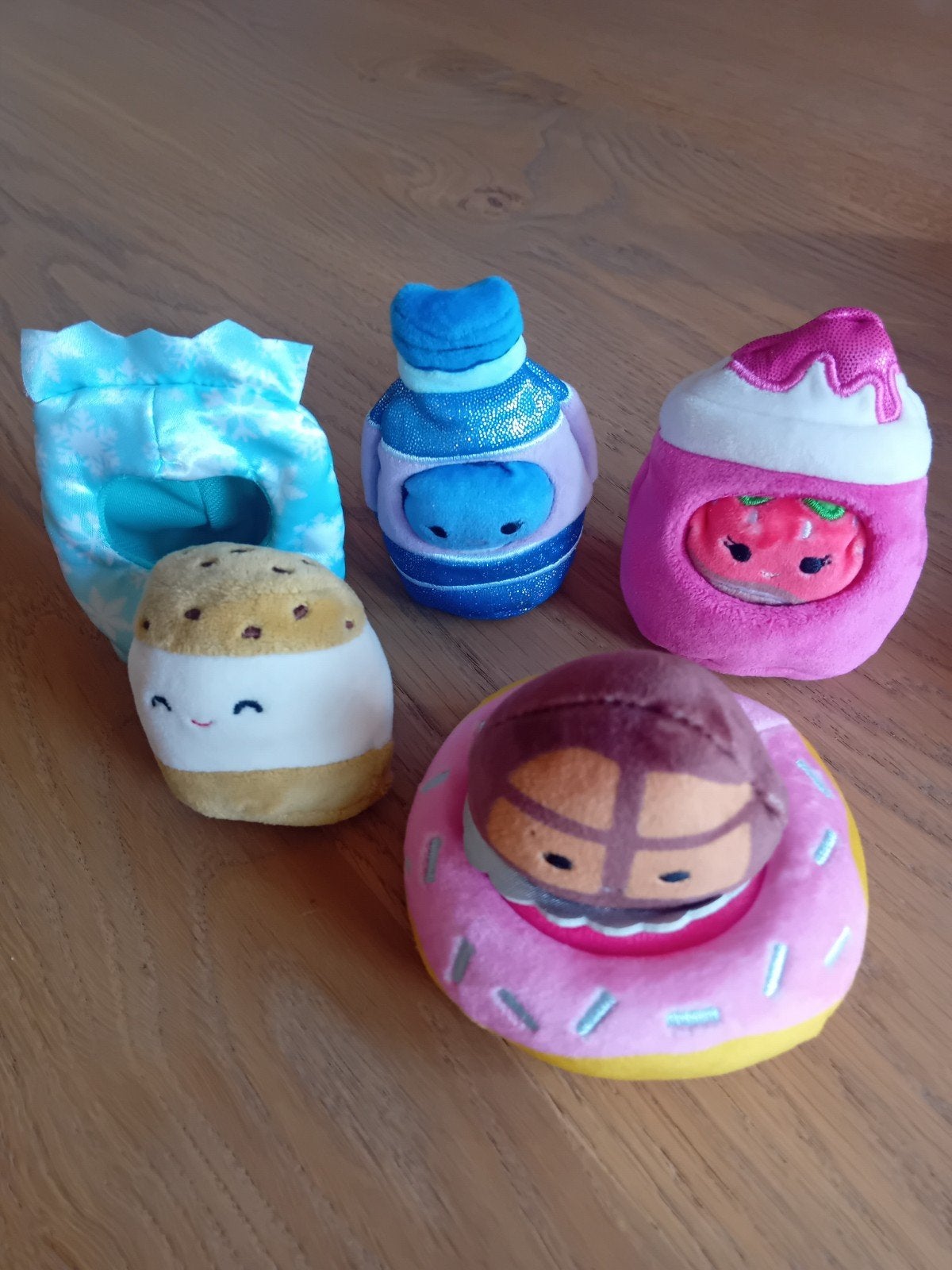 4 Squishmallows met verpakking - oa een Aardbei en Koekje, Ophalen of Verzenden, Zo goed als nieuw, Overige typen