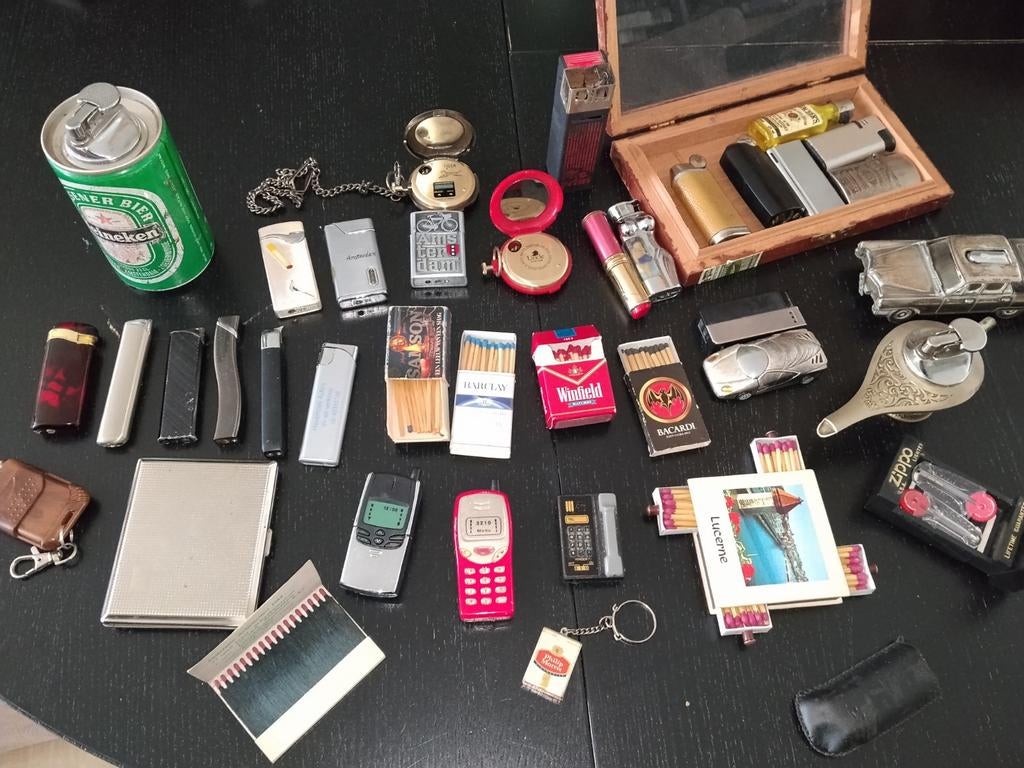 Vintage rookgerei: aanstekers, lucifers en meer, Ophalen of Verzenden, Gebruikt, Aansteker