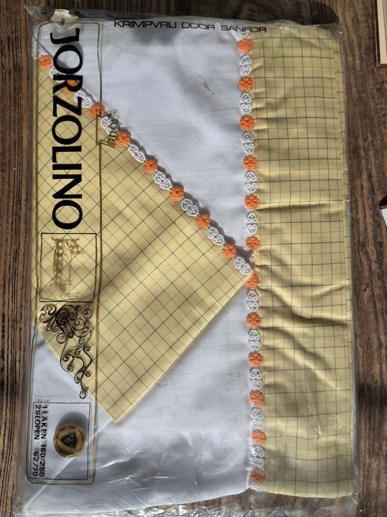 Retro laken met 2 slopen Jorzolino, Ophalen of Verzenden, Nieuw, Tweepersoons