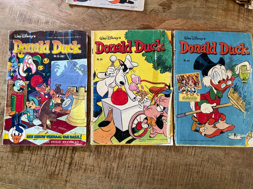 Donald Duck Weekblad - 3 oude nummers, Meerdere stripboeken, Ophalen of Verzenden, Gelezen