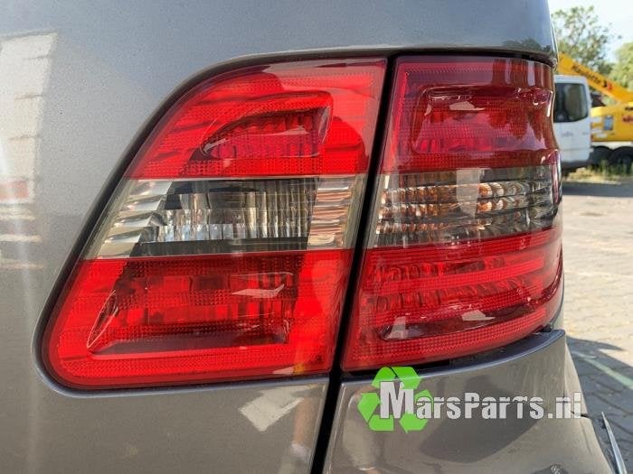 Achterlicht rechts van een Mercedes B-Klasse, Gebruikt, -, Ophalen of Verzenden, -