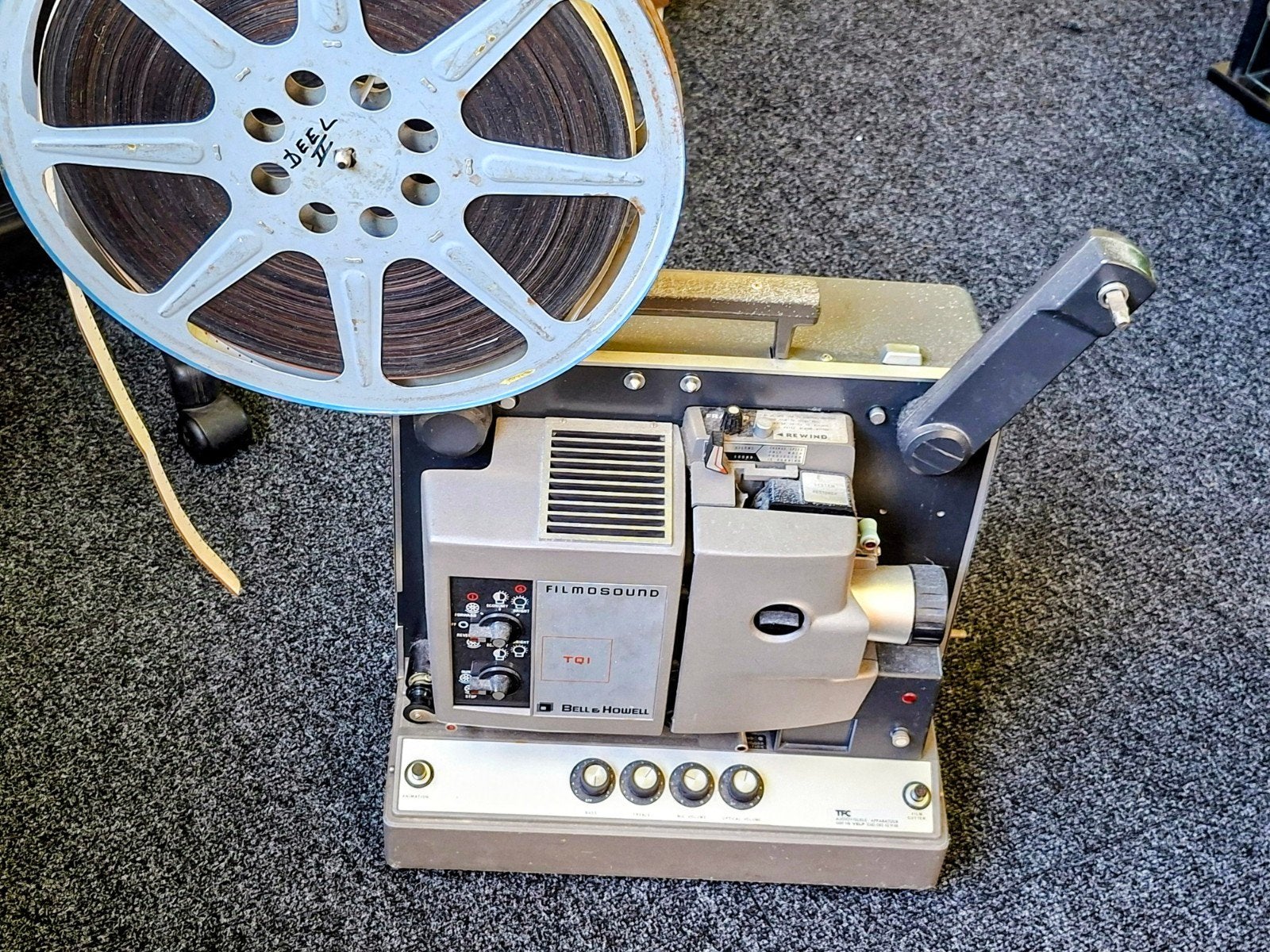 Te koop : Bell & Howell 16mm filmprojector TQI, Ophalen, 16mm film