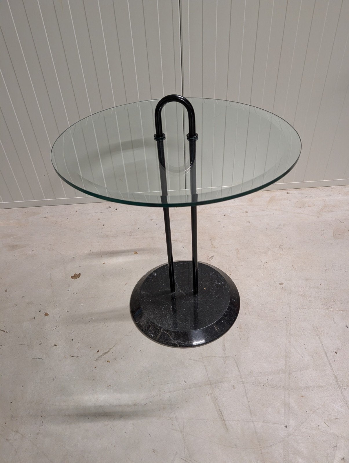 Italiaanse bijzettafel Cattelan Italia uit de jaren 80, Ophalen of Verzenden, Gebruikt, Natuurlijk materiaal, Met handvat