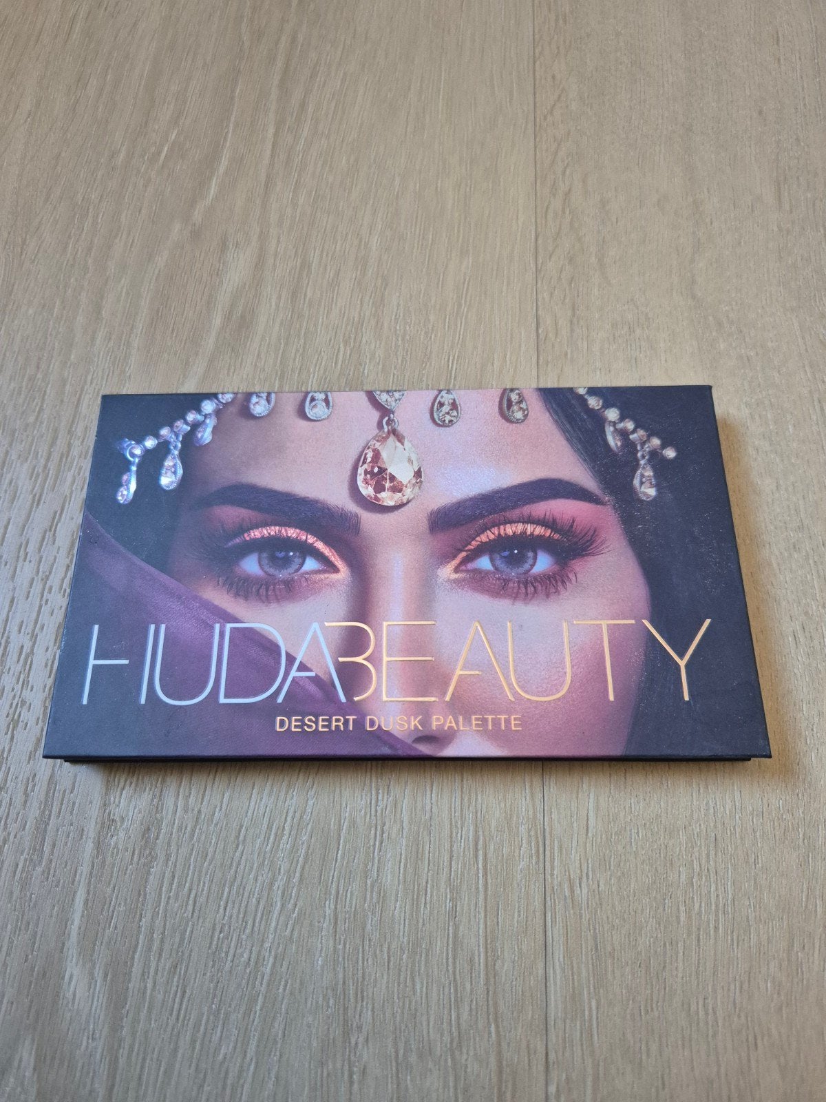 Huda Beauty Desert Dusk Palette - Oogschaduw, Sieraden, Tassen en Uiterlijk, Uiterlijk | Cosmetica en Make-up, Gebruikt, Ophalen of Verzenden