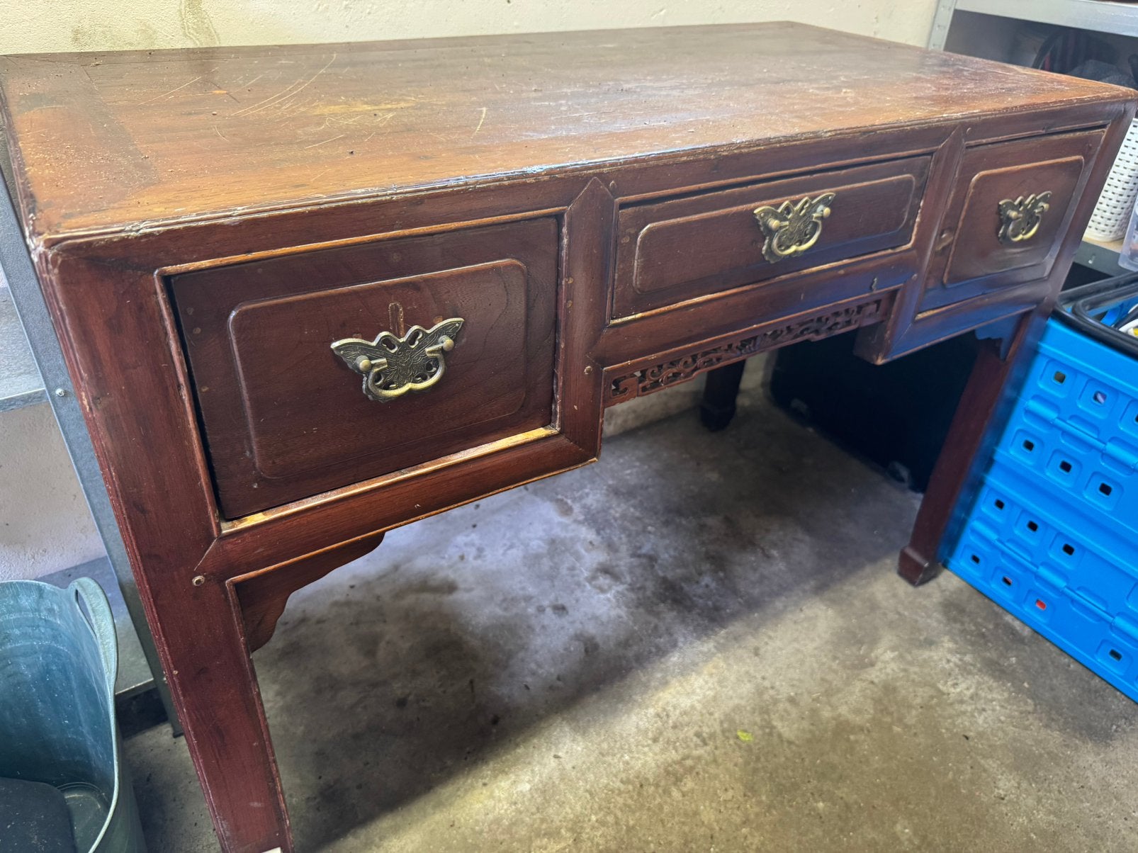 Antiek Chinees bureau, Ophalen