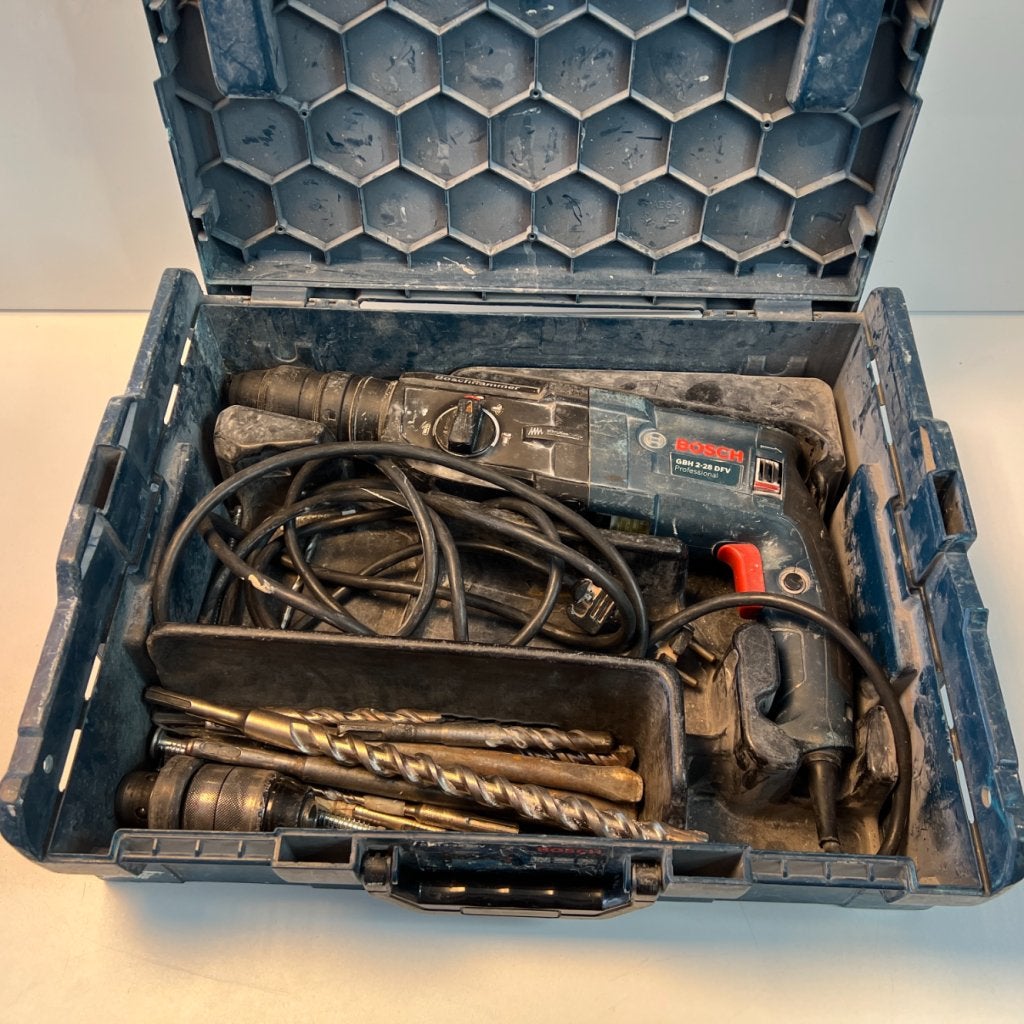 Bosch GBH-2-28 DFV klopboormachine | Nette staat, Bosch, Zo goed als nieuw, Support@bosch.com, Robert Bosch GmbH
Robert-Bosch-Platz 1
70839 Gerlingen-Schillerhöhe
Germany