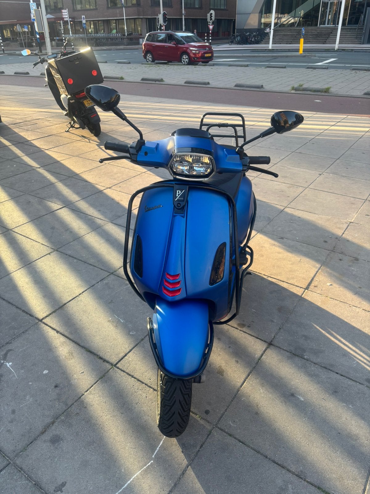 Vespa Sprint Matt Blauw, Ophalen, Vespa S, Zo goed als nieuw, Benzine