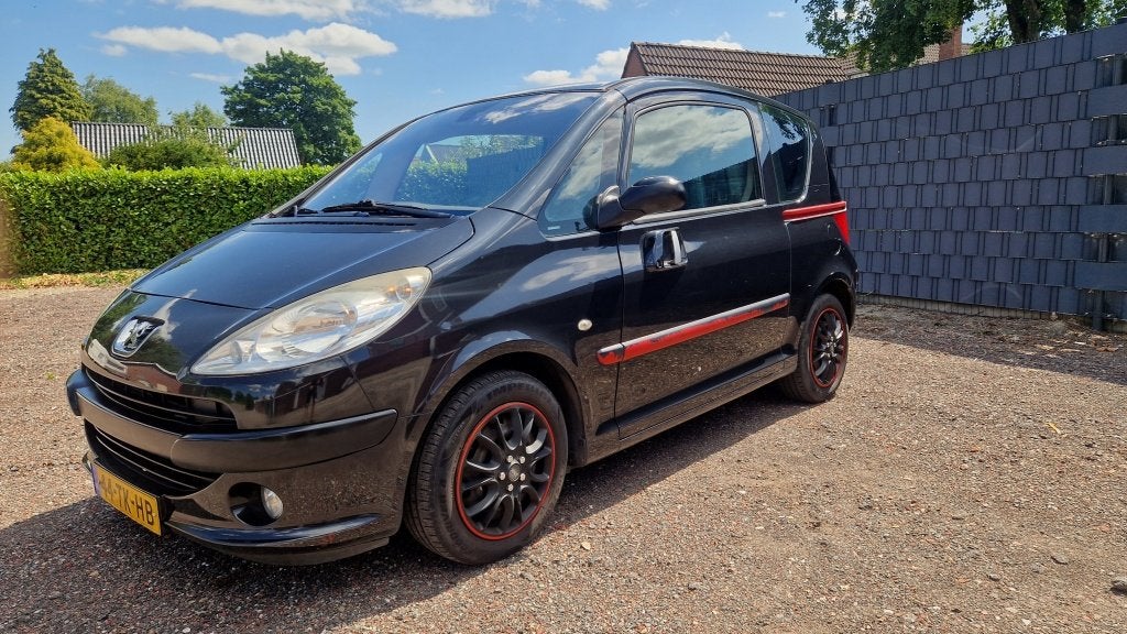 Peugeot 1007 1.4 Airco! Apk 15-10-2026 (bj 2006), Auto's, Peugeot, 15 km/l, 4 cilinders, 4 stoelen, Origineel Nederlands