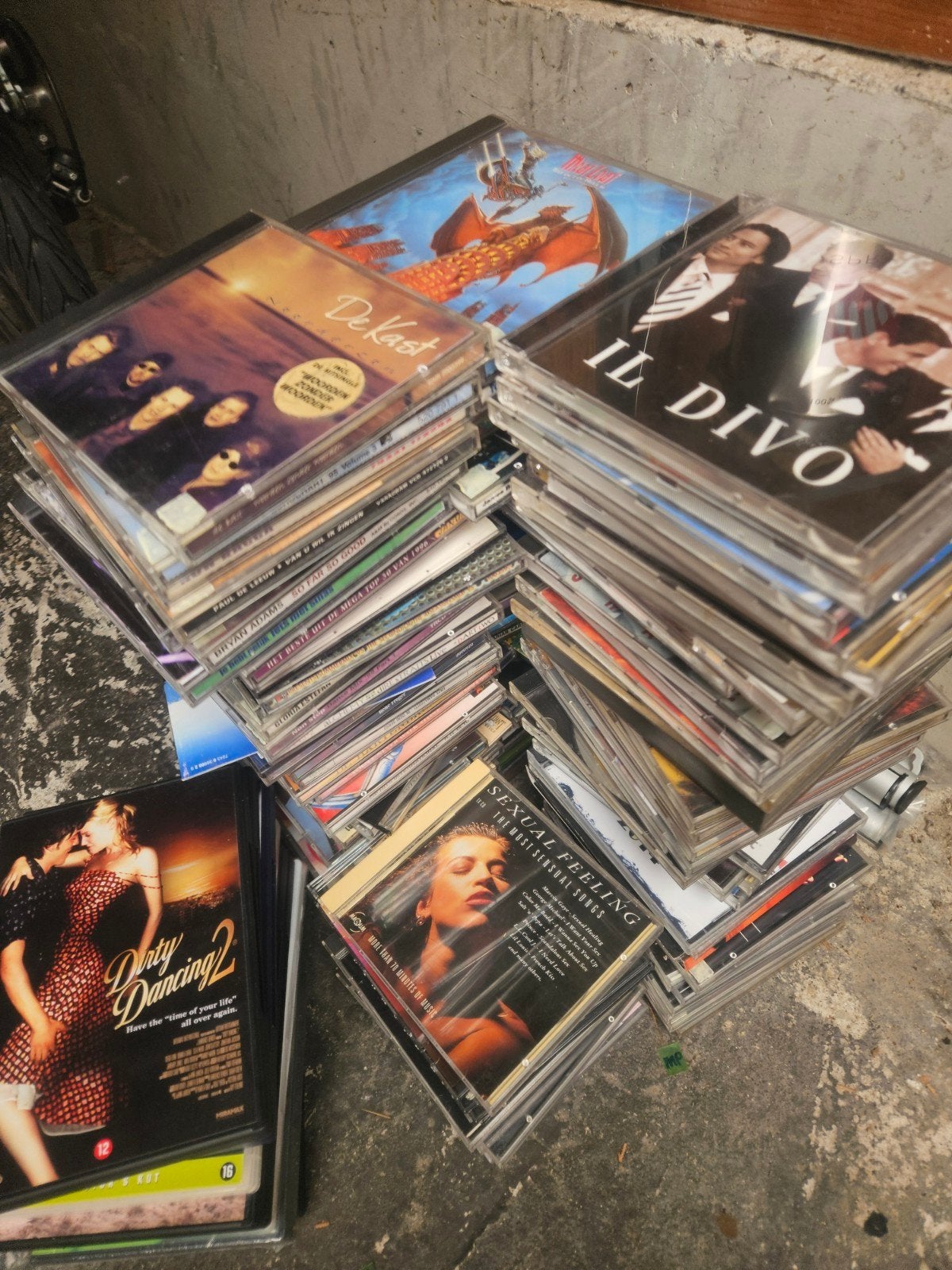 Draagbare CD speler met 140+ CD's en 2 CD-cassettes, Ophalen of Verzenden, Gebruikt